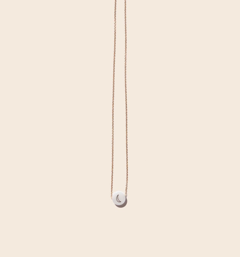 collier très précieux "lune"