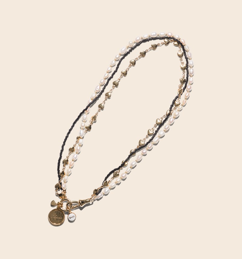 collier Nine avec ses charms