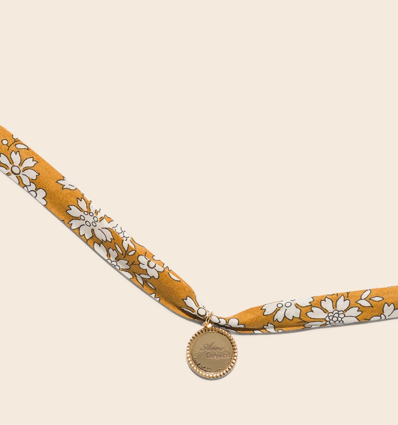 médaille à personnaliser sur bracelet Liberty