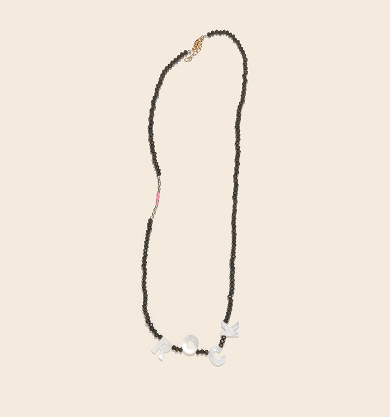 Hélène word necklace
