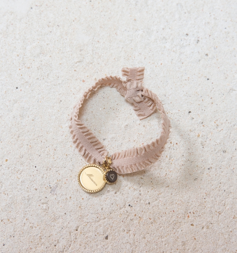 nude froufrous medal