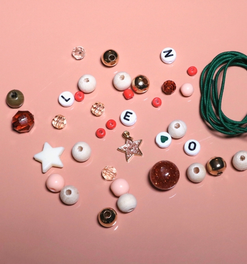 Christmas collection bracelet kit to personalize